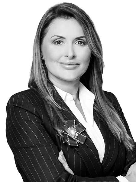 Kinga Piotrowicz,Regional Operations Director