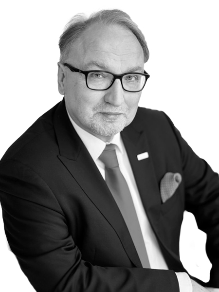 Kazimierz Kirejczyk,Head of Residential