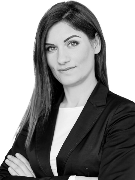 Marzena Zielonka,Senior Director, Office Agency